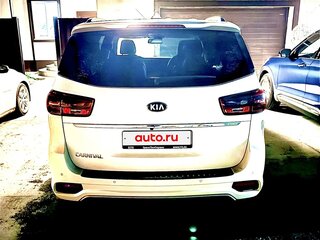 2020 Kia Carnival III, белый, 3000000 рублей, вид 2