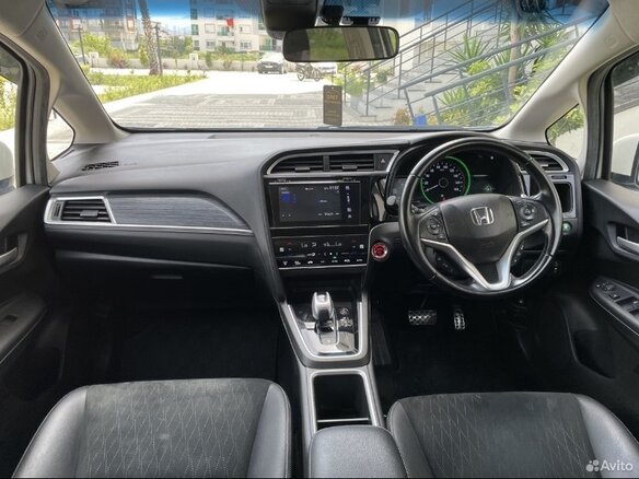 2017 Honda Shuttle II, белый, 1550000 рублей - вид 3