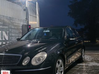 2003 Mercedes-Benz E-Класс 200 III (W211, S211), чёрный, 600000 рублей, вид 1