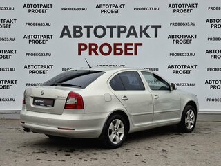2013 Skoda Octavia II (A5) Рестайлинг, серебристый, 848000 рублей, вид 5
