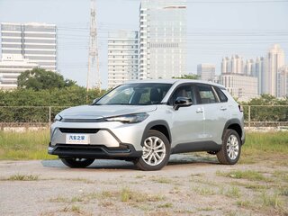 2026 Toyota Frontlander I Рестайлинг, серебристый, 3050003 рублей, вид 4