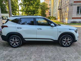 2021 Kia Seltos I, белый, 2100000 рублей, вид 2
