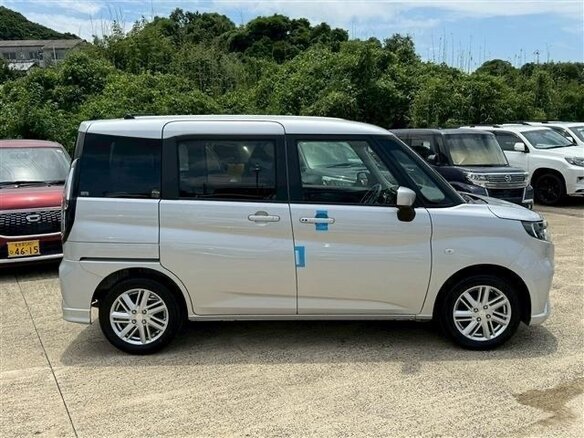 2020 Suzuki Solio IV, серебристый, 850000 рублей - вид 6