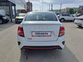 2025 Lada (ВАЗ) Granta Sport I Рестайлинг, белый, 1628900 рублей, вид 4