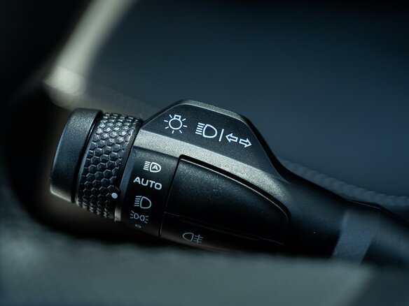 2026 Geely Cityray, серебристый, 2909990 рублей - вид 22
