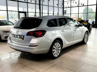 2012 Opel Astra J, серебристый, 960000 рублей, вид 4
