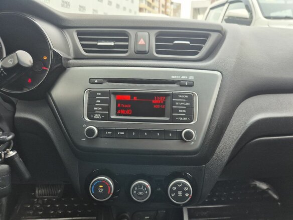 2016 Kia Rio III Рестайлинг, чёрный, 829000 рублей - вид 11