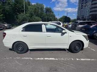2013 Chevrolet Cobalt II, бежевый, 330000 рублей, вид 2