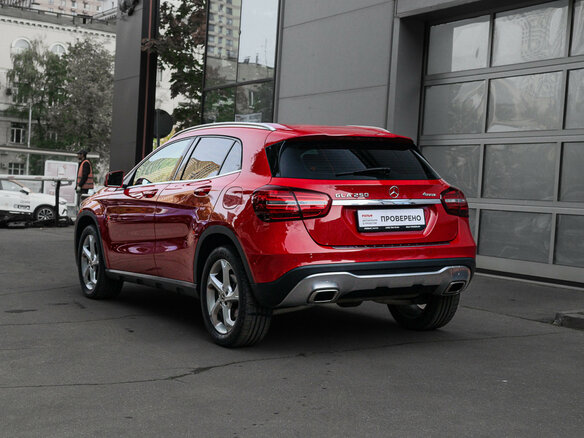 2018 Mercedes-Benz GLA 250 I (X156) Рестайлинг, красный, 2450000 рублей - вид 5