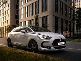 2013 Citroen DS5, белый, 1349000 рублей, вид 2