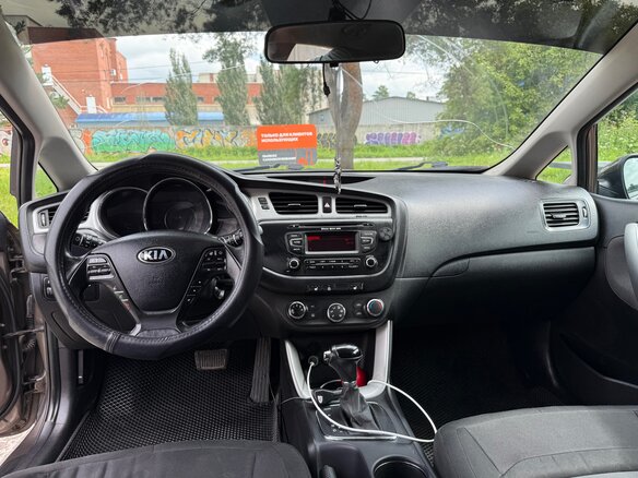 2013 Kia Ceed II, коричневый, 1000000 рублей - вид 6