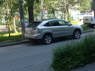 2005 Lexus RX 400h II, серебристый, 1150000 рублей, вид 3