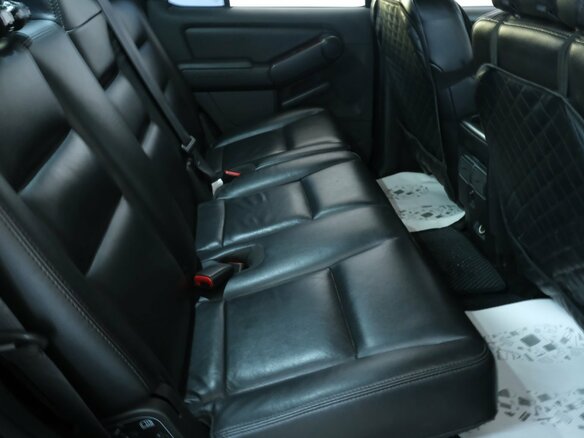 2008 Ford Explorer IV, чёрный - вид 20
