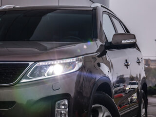 2015 Kia Sorento II Рестайлинг, бежевый, 1824000 рублей, вид 2