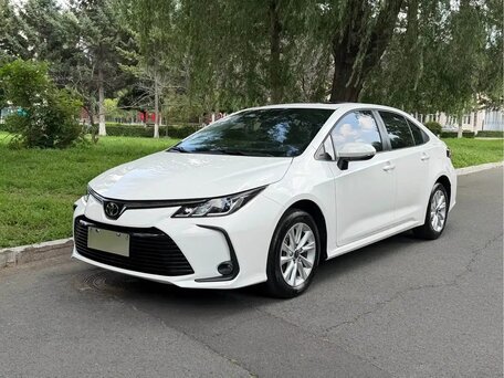 2023 Toyota Corolla XII (E210), белый, 1550000 рублей, вид 1