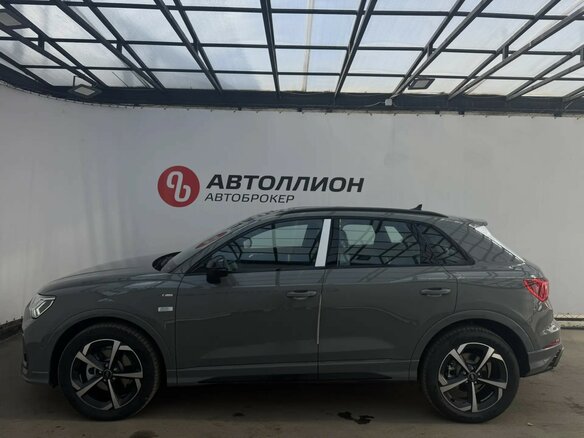 2026 Audi Q3 45 TFSI II (F3), серый, 4990000 рублей - вид 1