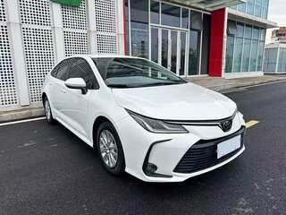 2023 Toyota Corolla XII (E210) Рестайлинг, белый, 1195000 рублей, вид 2