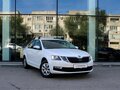 2020 Skoda Octavia III (A7) Рестайлинг, белый - вид 2