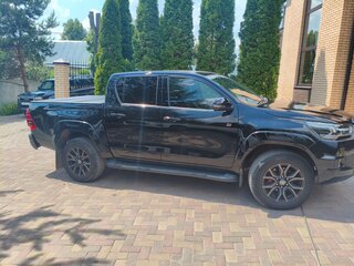 2022 Toyota Hilux VIII Рестайлинг 2, чёрный, 4700000 рублей, вид 5