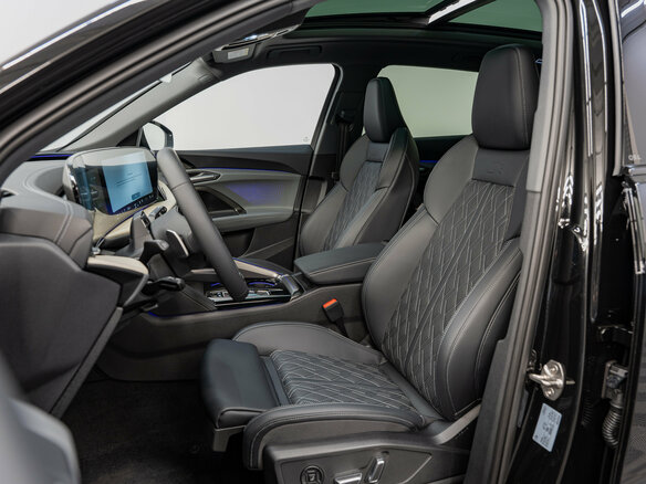 2026 Audi Q5 L III (GU), чёрный, 6490000 рублей - вид 19