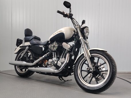2013 Harley-Davidson Sportster 883, белый, 599000 рублей, вид 2
