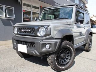 2023 Suzuki Jimny Sierra IV, серебристый, 1680000 рублей, вид 1