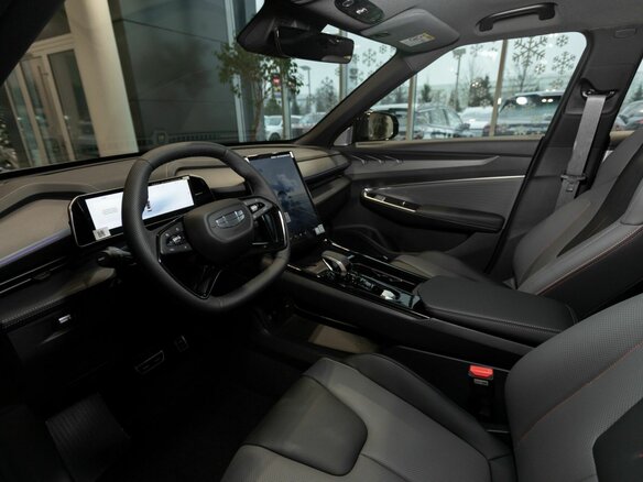 2026 Geely Cityray, серебристый, 2954990 рублей - вид 10