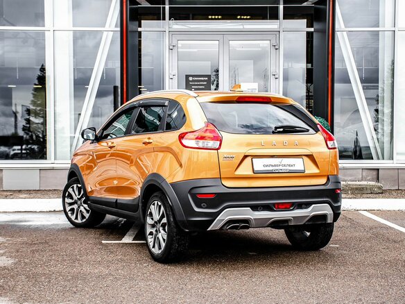 2019 Lada (ВАЗ) XRAY Cross I, золотистый, 1110000 рублей - вид 5