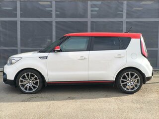 2016 Kia Soul II Рестайлинг, белый, 1750000 рублей, вид 4