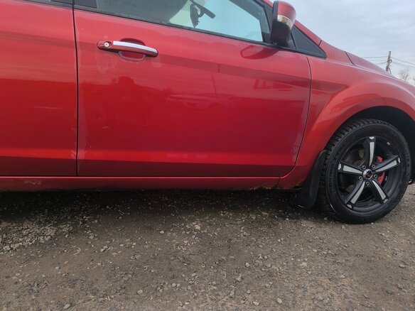 2008 Ford Focus II Рестайлинг, красный, 350000 рублей - вид 5
