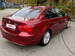 2011 BMW 3 серии 320i V (E90/E91/E92/E93) Рестайлинг, красный, 950000 рублей, вид 4