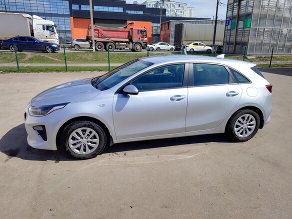 2018 Kia Ceed III, серебристый, 1200000 рублей - вид 6