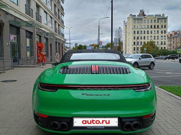 2021 Porsche 911 Carrera 4S VIII (992), зелёный, 16100000 рублей - вид 12