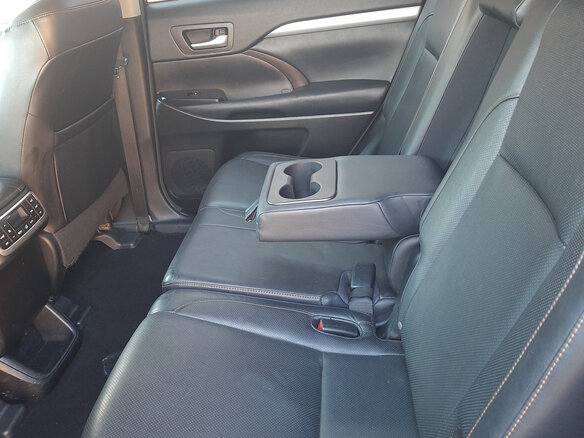 2014 Toyota Highlander III (XU50), красный, 2780000 рублей - вид 10