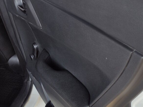 2013 Toyota Auris II, белый, 1450000 рублей - вид 11