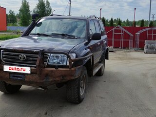 2003 Toyota Land Cruiser 105 100 Series Рестайлинг 1, чёрный, 1200000 рублей, вид 2