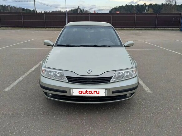 2004 Renault Laguna II, белый, 250000 рублей
