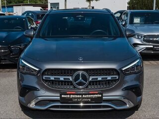 2026 Mercedes-Benz GLA 200 II (H247) Рестайлинг, чёрный, 6500000 рублей, вид 2