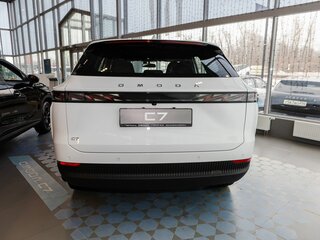 2026 Omoda C7, белый, 3499000 рублей, вид 4