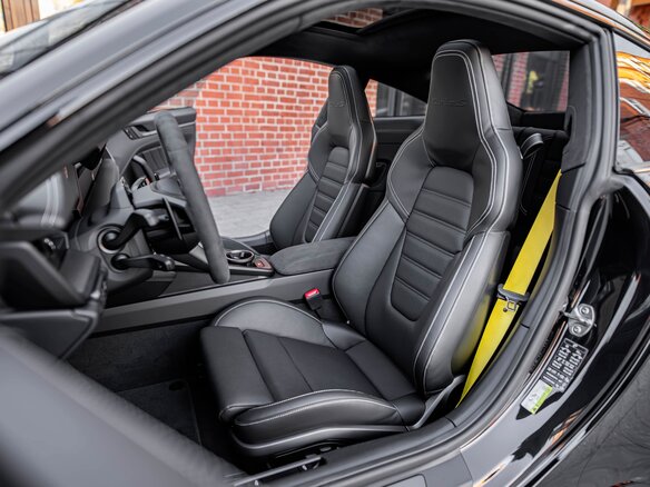 2026 Porsche 911 Turbo S VIII (992) Рестайлинг, чёрный, 36900000 рублей - вид 23