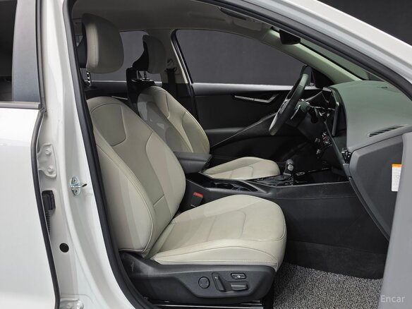 2023 Kia Niro II, белый, 2098000 рублей - вид 5