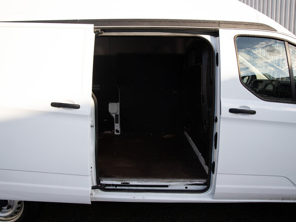 2023 Ford Transit, белый, 3399000 рублей - вид 9