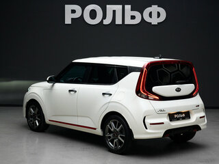 2021 Kia Soul III, белый, 2180000 рублей, вид 4