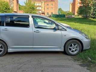2003 Toyota Wish I, серый, 680000 рублей, вид 2