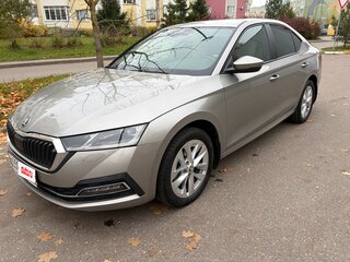 2021 Skoda Octavia IV (A8), коричневый, 2550000 рублей, вид 2