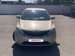 2013 Kia Rio 4-speed III, бежевый, 1045000 рублей, вид 4