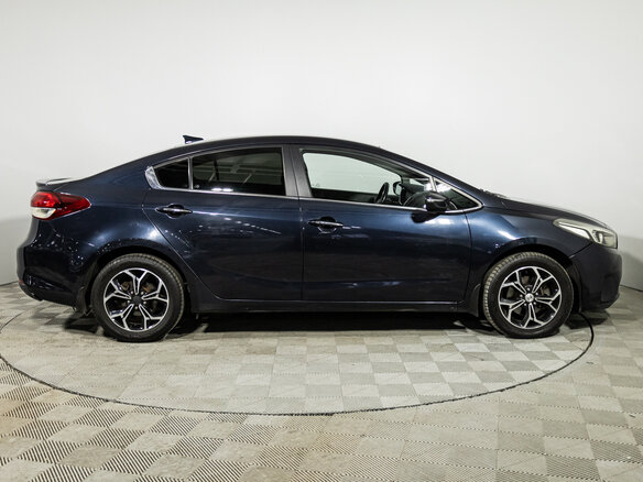 2018 Kia Cerato III Рестайлинг (Classic), синий, 1369700 рублей - вид 3