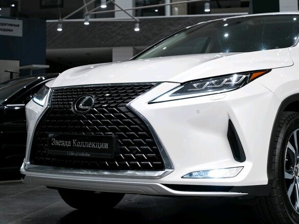 2020 Lexus RX 300 IV Рестайлинг, белый, 5049000 рублей - вид 1