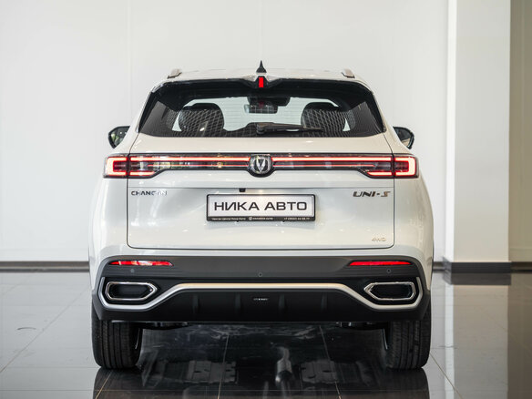 2026 Changan UNI-S I Рестайлинг, белый, 3079900 рублей - вид 3