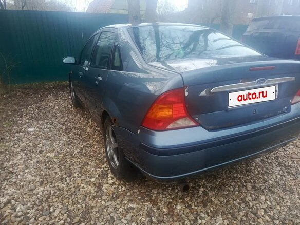 2002 Ford Focus I Рестайлинг, зелёный - вид 9